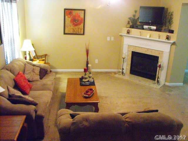 5607 Falls Ridge Lane Charlotte, NC 28269 - Photo 12 of 35