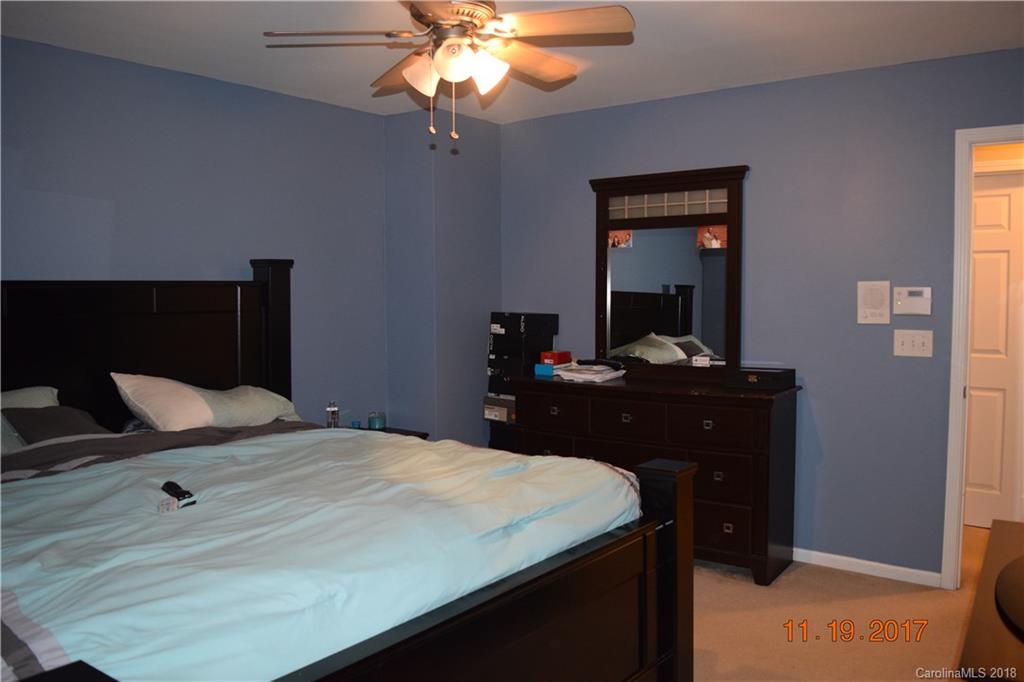 5607 Falls Ridge Lane Charlotte, NC 28269 - Photo 19 of 35