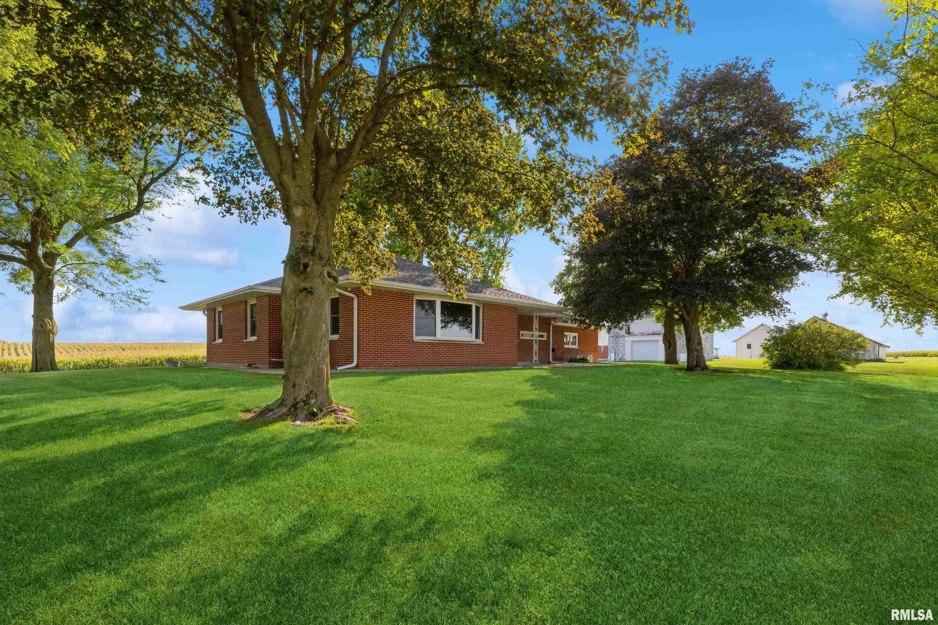 6975 Harvey Road Fulton, IL 61252 - Photo 1 of 35