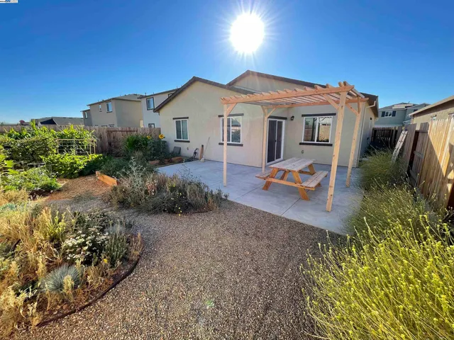 $429,950 | 4246 Freemark Avenue, Merced, CA 95348