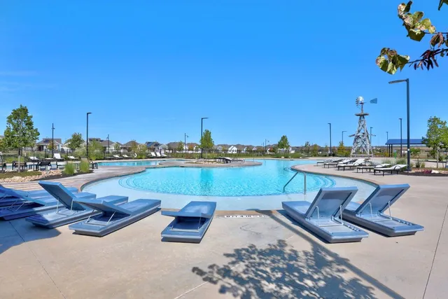 $270,000 | 137 Appleberry Lane, Elgin, TX 78621