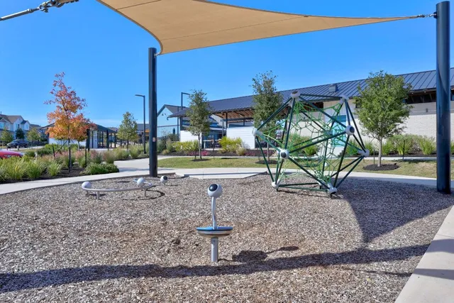 $270,000 | 137 Appleberry Lane, Elgin, TX 78621