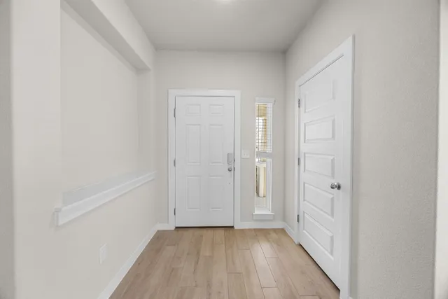 $270,000 | 137 Appleberry Lane, Elgin, TX 78621