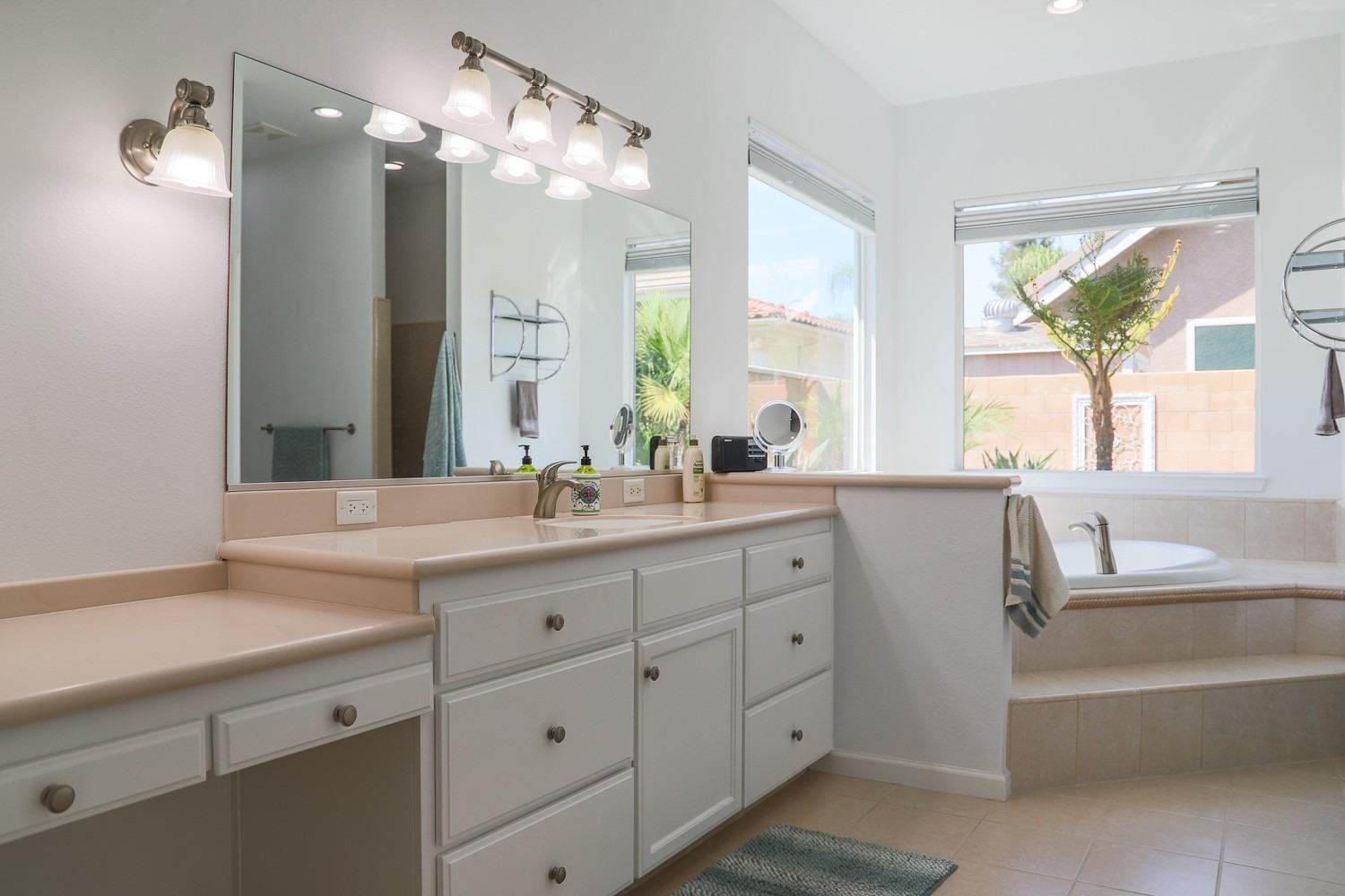 1006 Lorene Avenue Fowler, CA 93625 - Photo 17 of 29