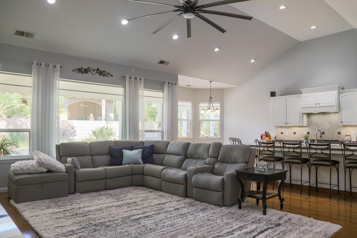 1006 Lorene Avenue Fowler, CA 93625 - Photo 5 of 29