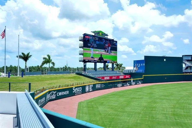 $6,500 | 12550 Galapagos Court, Unit 206, Venice, FL 34293