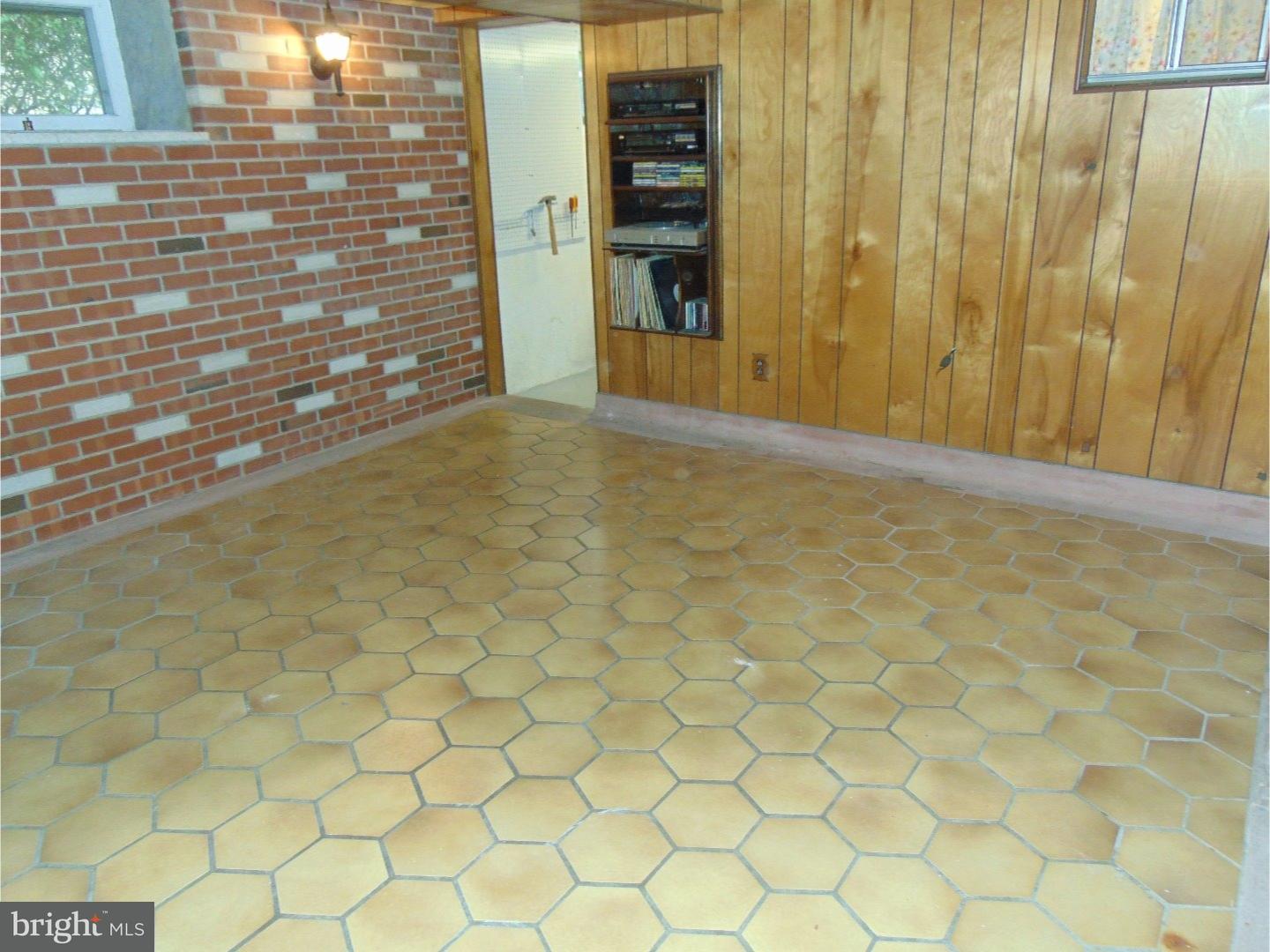 303 South State Road Upper Darby, PA 19082 - Photo 18 of 24 Basement - Finished