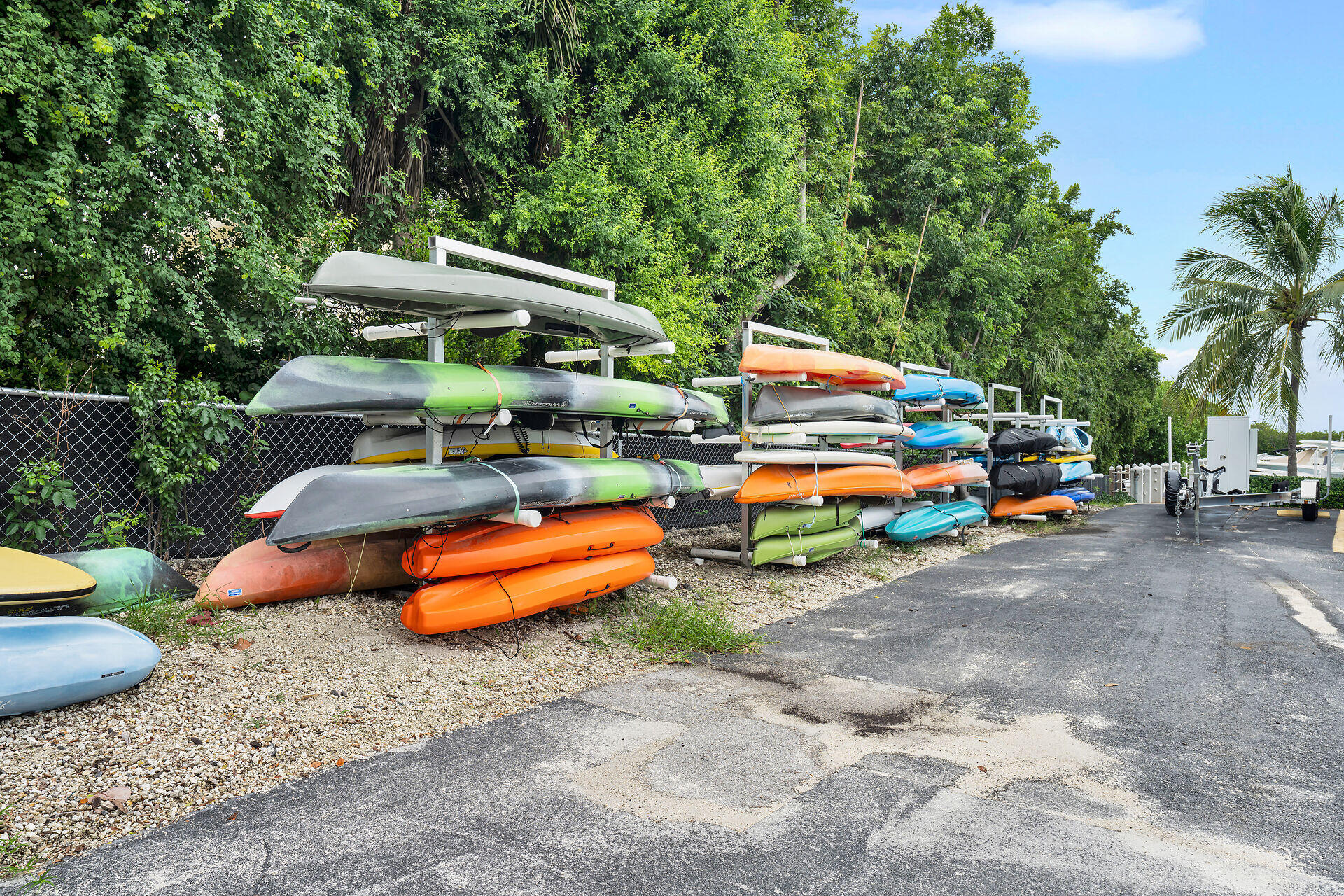 98202 Windward Avenue Key Largo, FL 33037 - Photo 22 of 32 Kayak storage