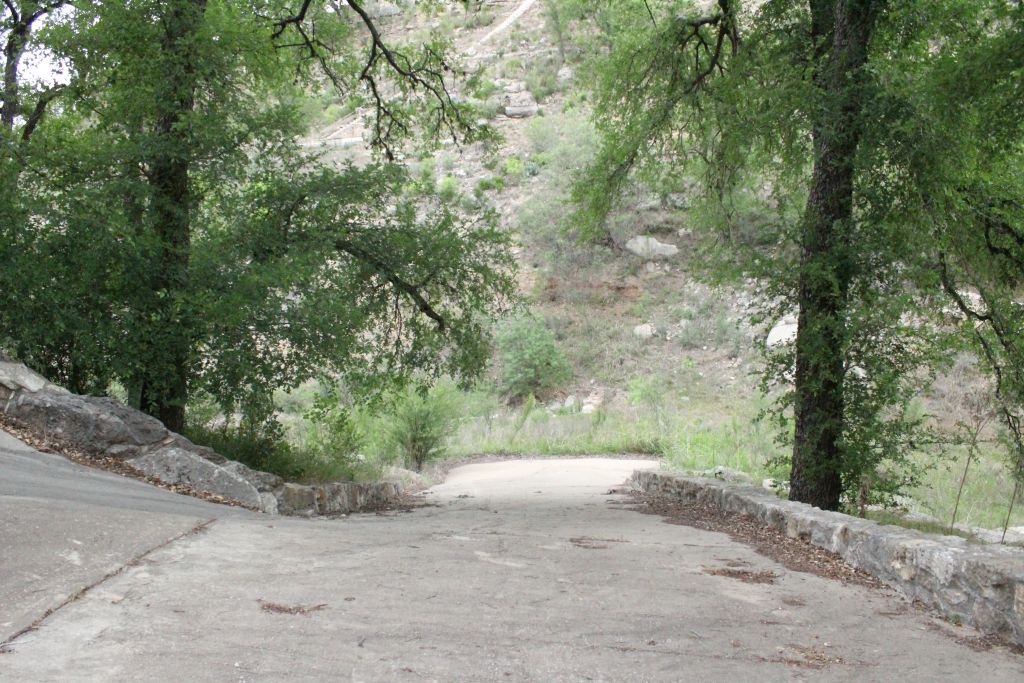 5135 Lookout Ridge Drive Marble Falls, TX 78654 - Photo 12 of 33 Lower driveway to Lake Travis