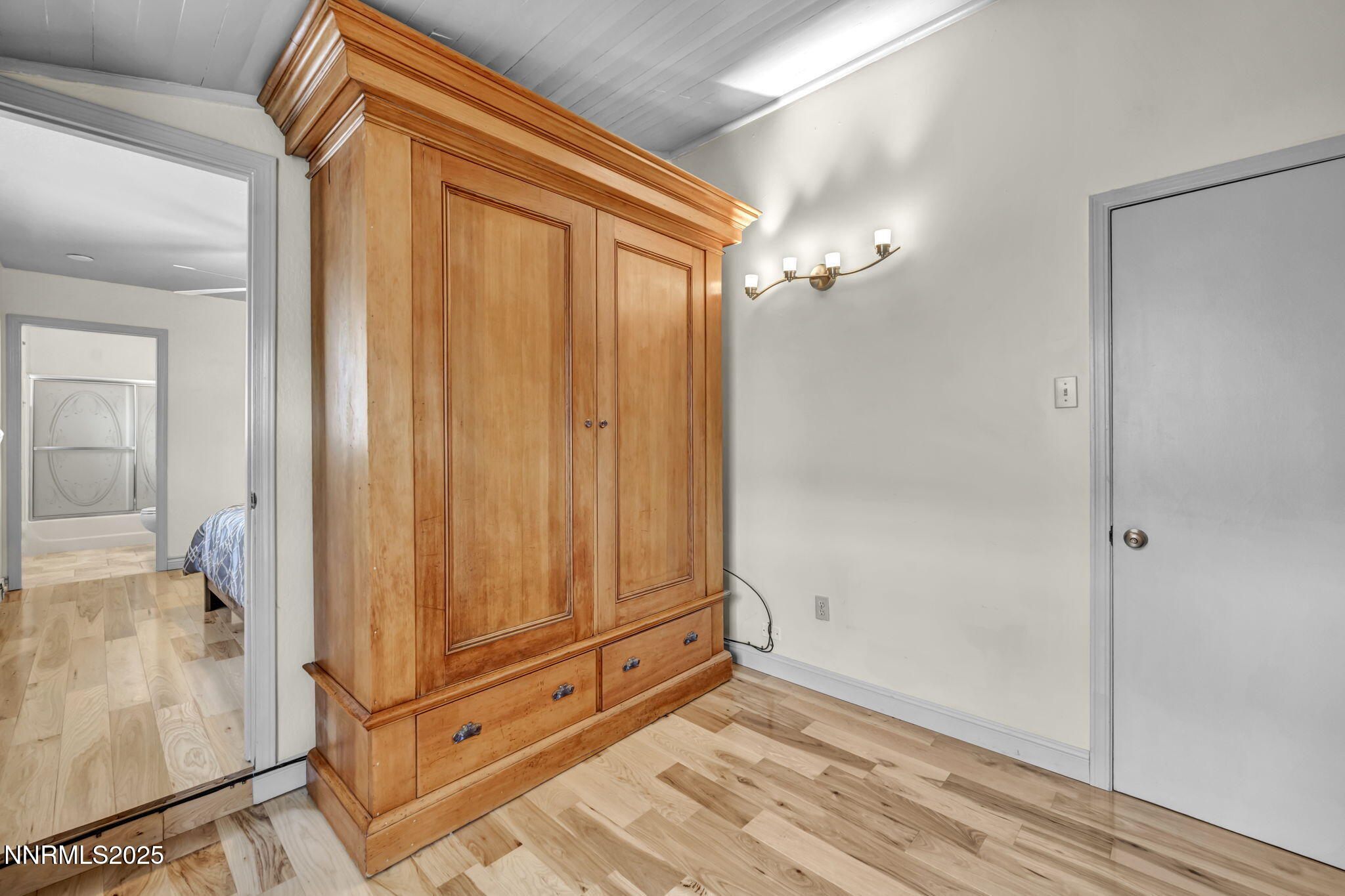 100 Pedlar Road Silver City, NV 89428 - Photo 28 of 65 a view of a bathroom with wooden floor
