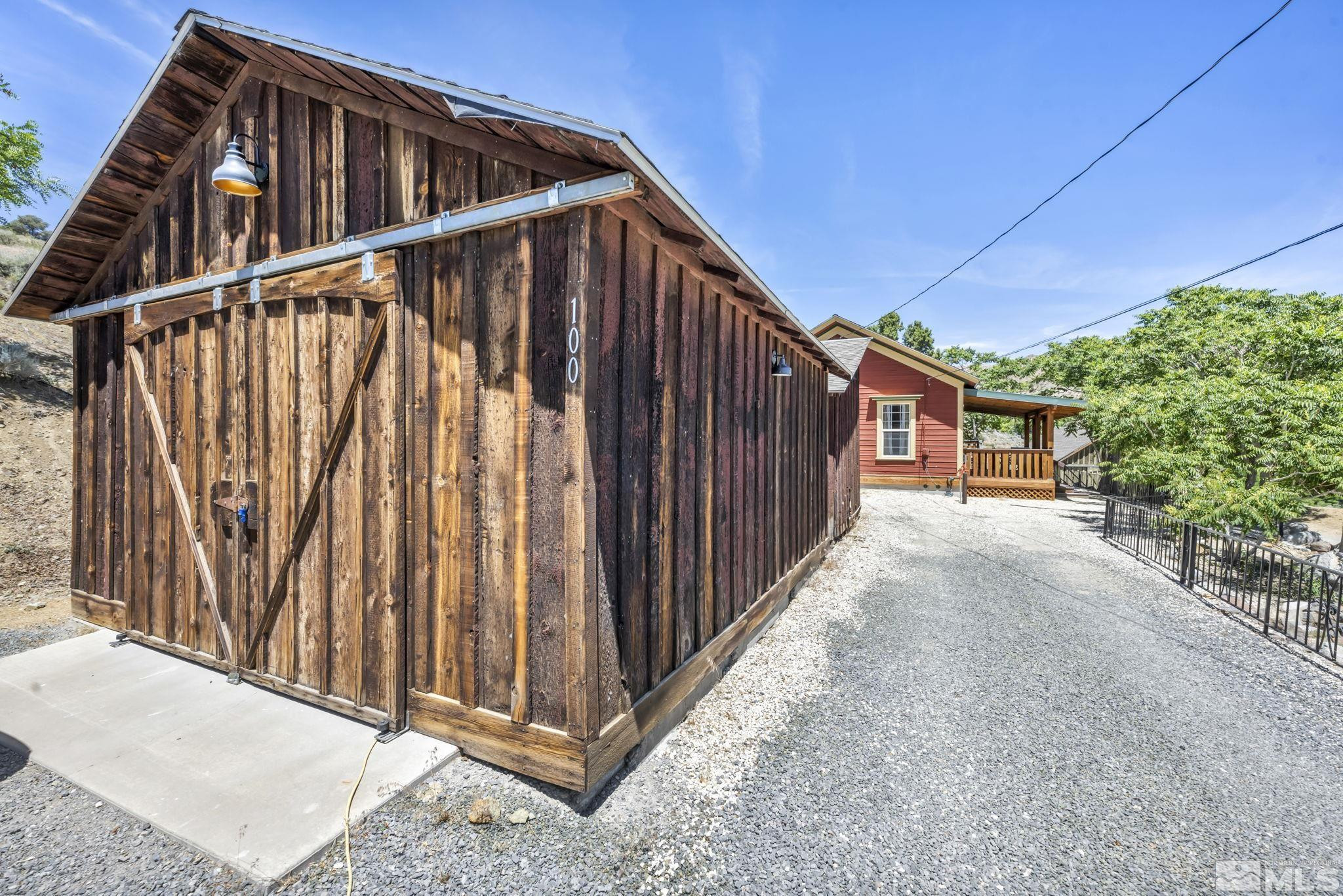 100 Pedlar Road Silver City, NV 89428 - Photo 45 of 65 a view of balcony with wooden floor and fence