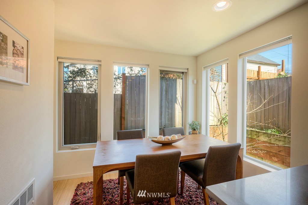 2116 South State Street Seattle, WA 98144 - Photo 9 of 18 Gallery Image 9