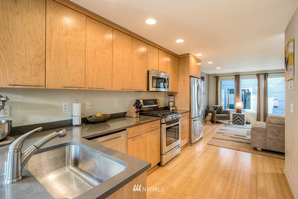 2116 South State Street Seattle, WA 98144 - Photo 10 of 18 Gallery Image 10