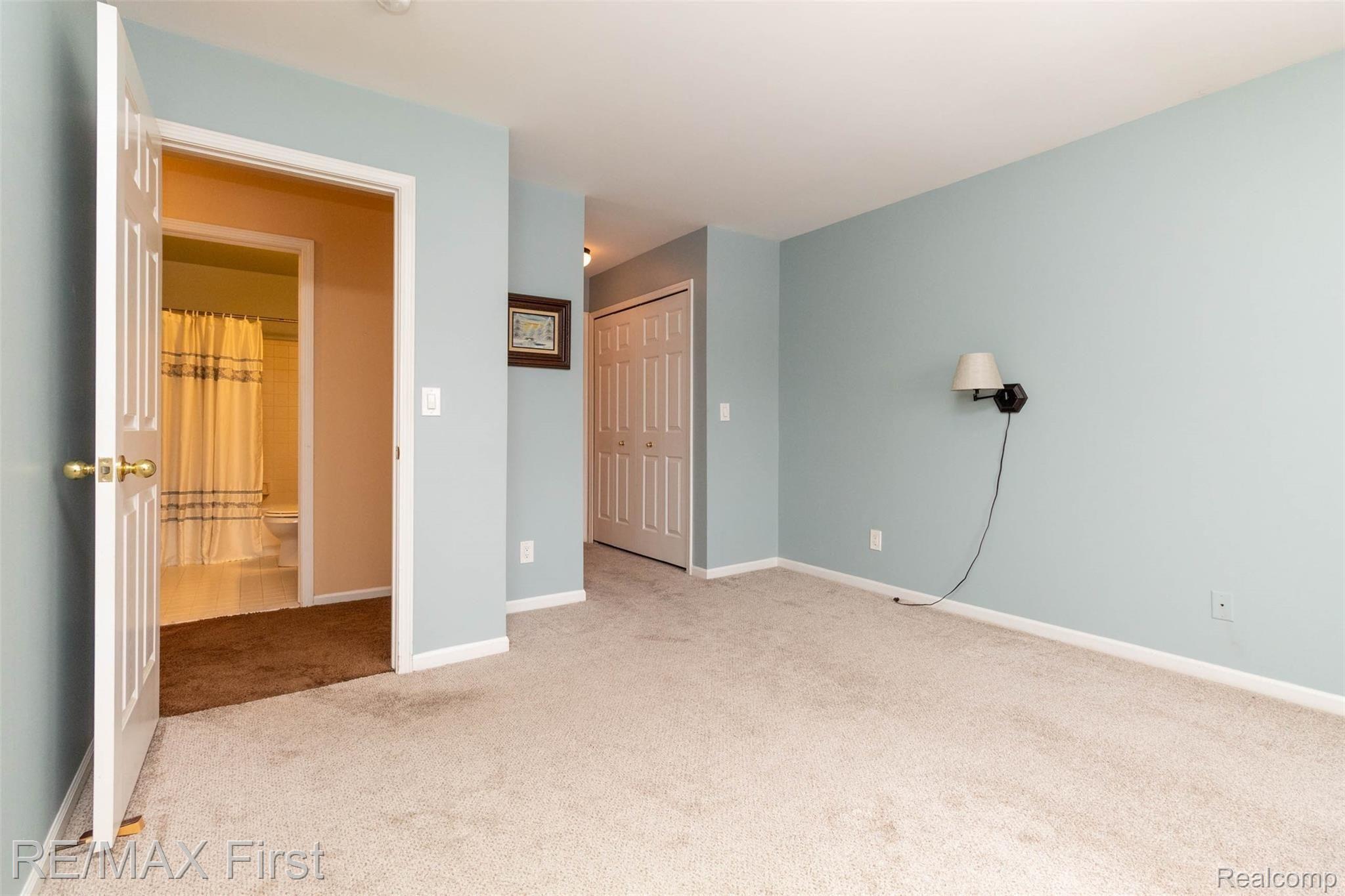 16683 Country Ridge Court Macomb, MI 48044 - Photo 14 of 35 interior (11).jpg