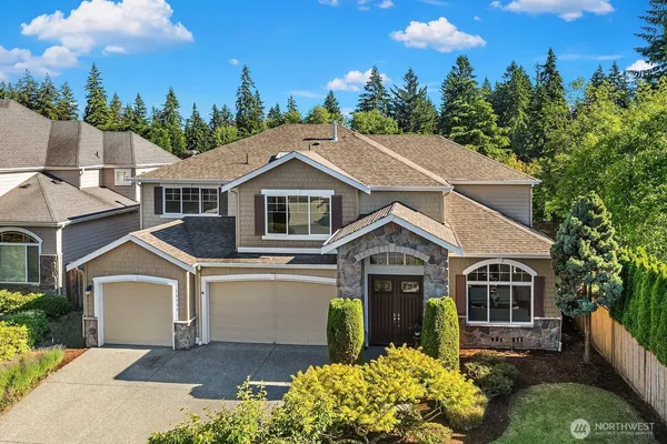 $2,120,000 | 16137 Northup Way, Bellevue, WA 98008