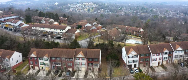 $349,500 | 472 Huntington Ridge Drive, Nashville, TN 37211