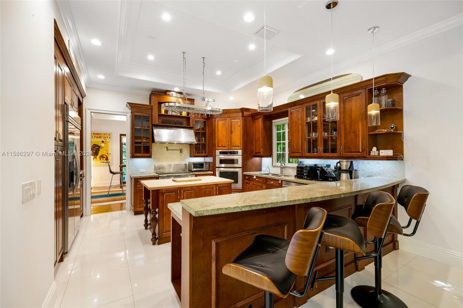 200 Ridgewood Road Coral Gables, FL 33133 - Photo 30 of 70