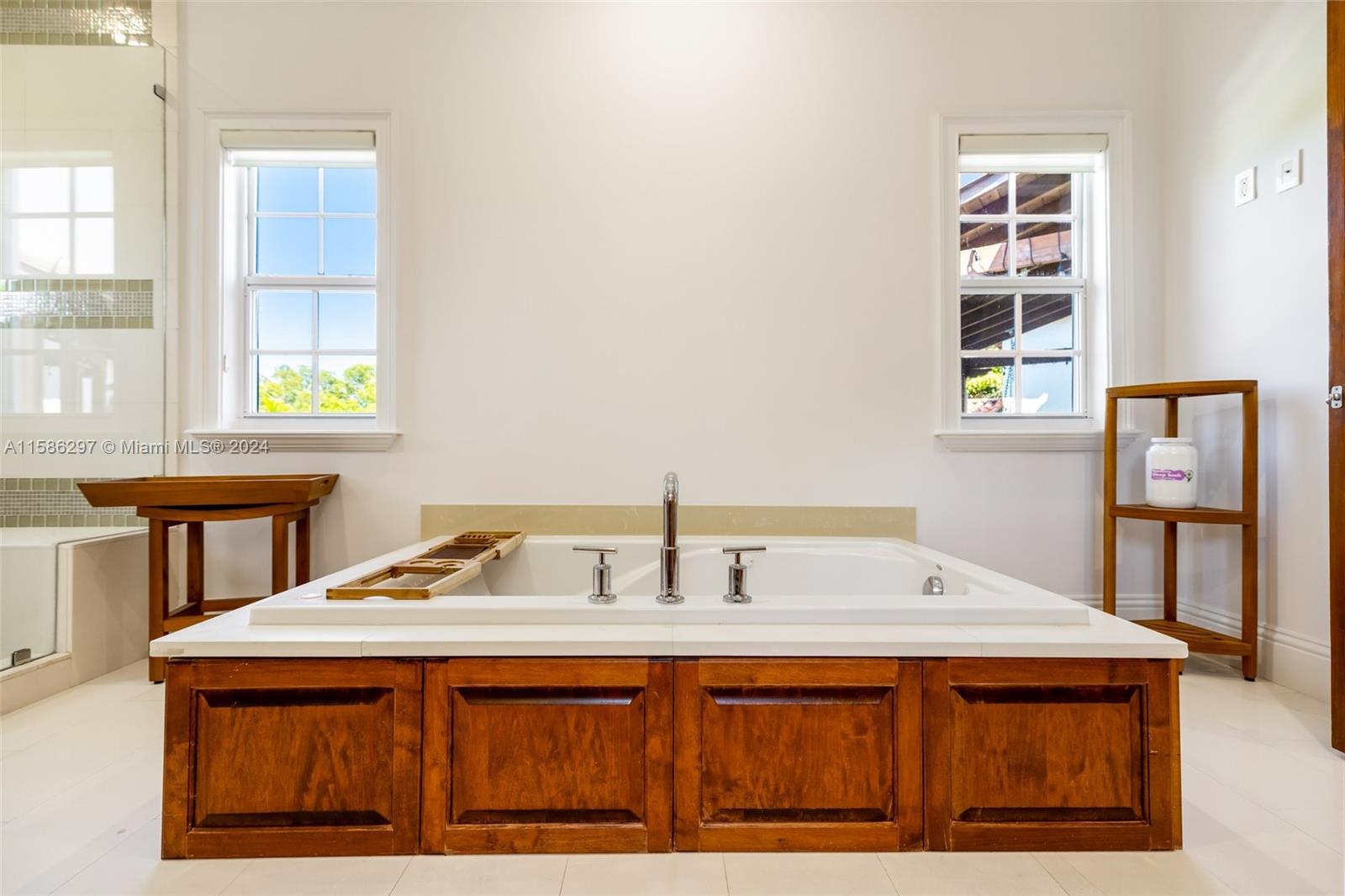 200 Ridgewood Road Coral Gables, FL 33133 - Photo 51 of 70 a sink sitting next to a window