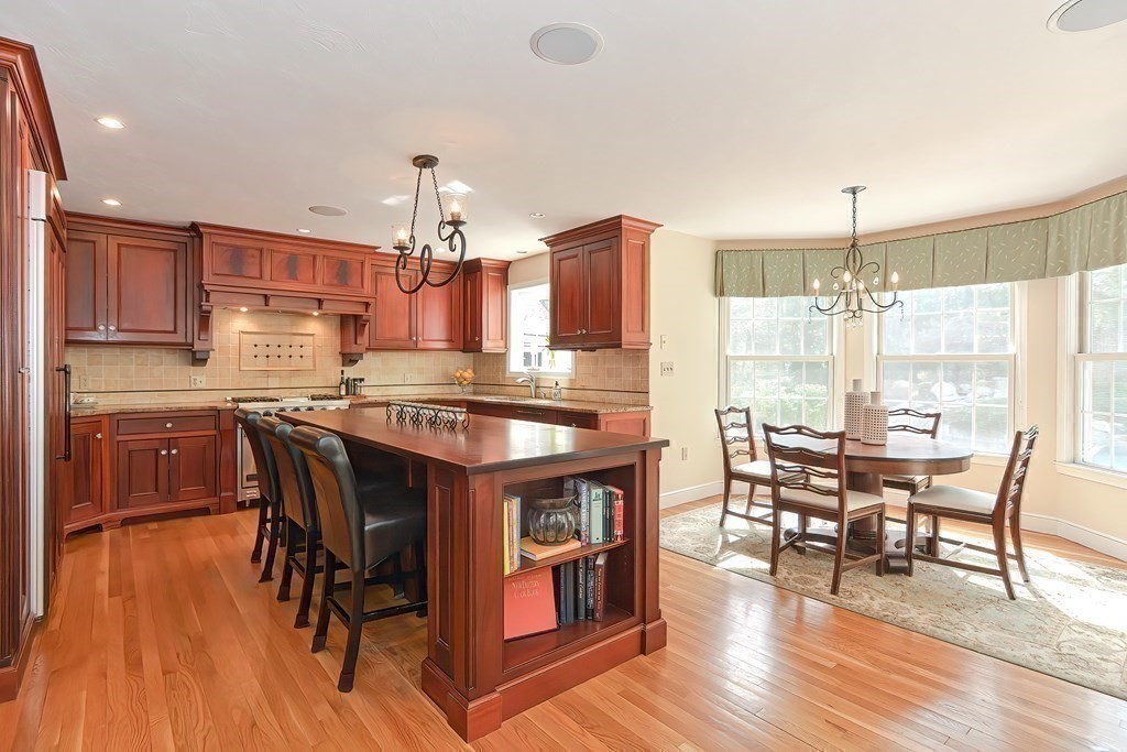 21 Trailside Road Medfield, MA 02052 - Photo 11 of 42