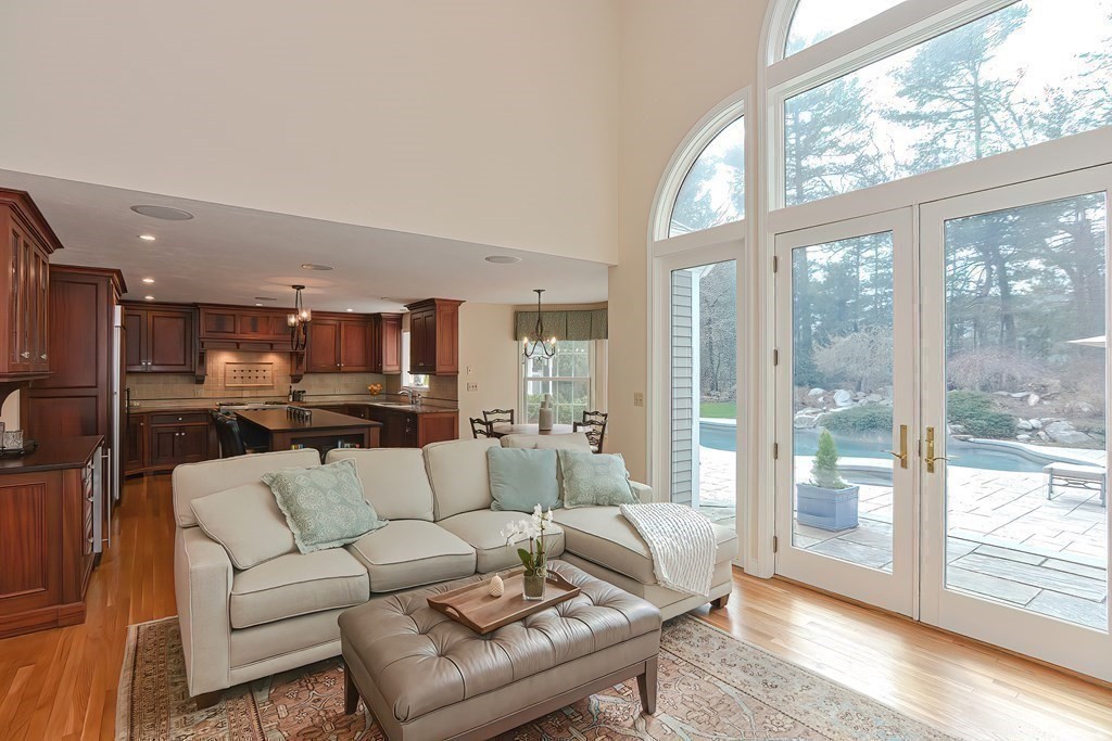 21 Trailside Road Medfield, MA 02052 - Photo 12 of 42