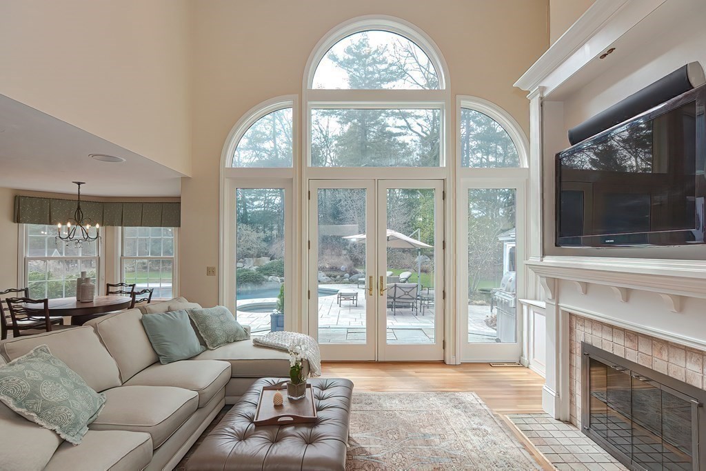 21 Trailside Road Medfield, MA 02052 - Photo 14 of 42