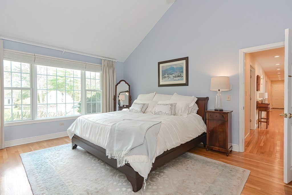 21 Trailside Road Medfield, MA 02052 - Photo 16 of 42