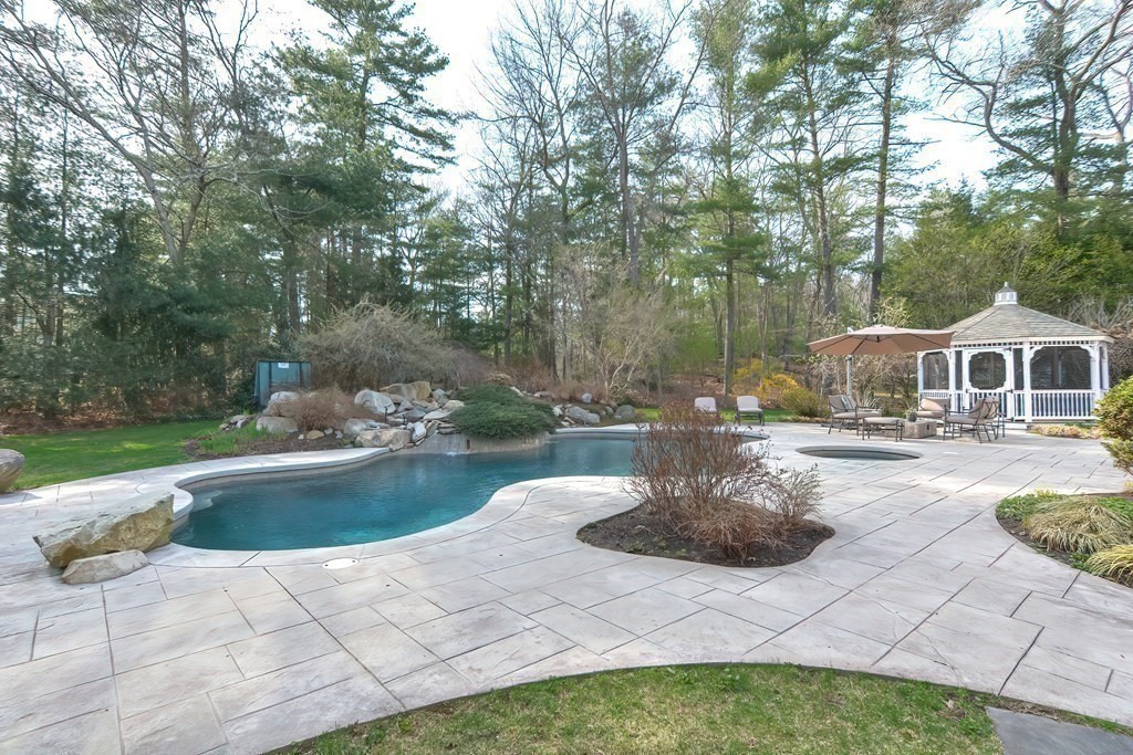 21 Trailside Road Medfield, MA 02052 - Photo 33 of 42