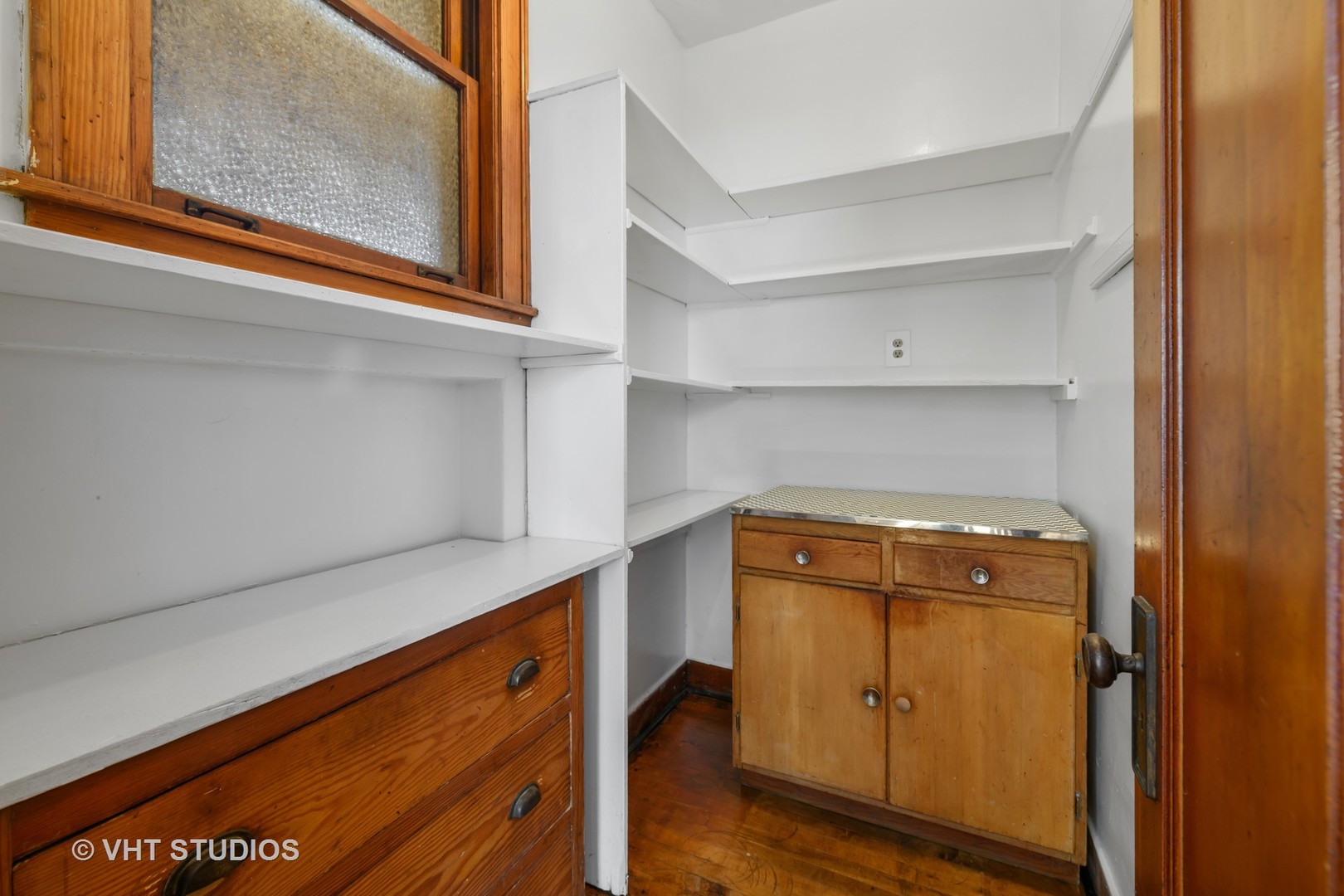 2736 North Harding Avenue, Unit 2 Chicago, IL 60647 - Photo 7 of 12 a view of storage and utility room