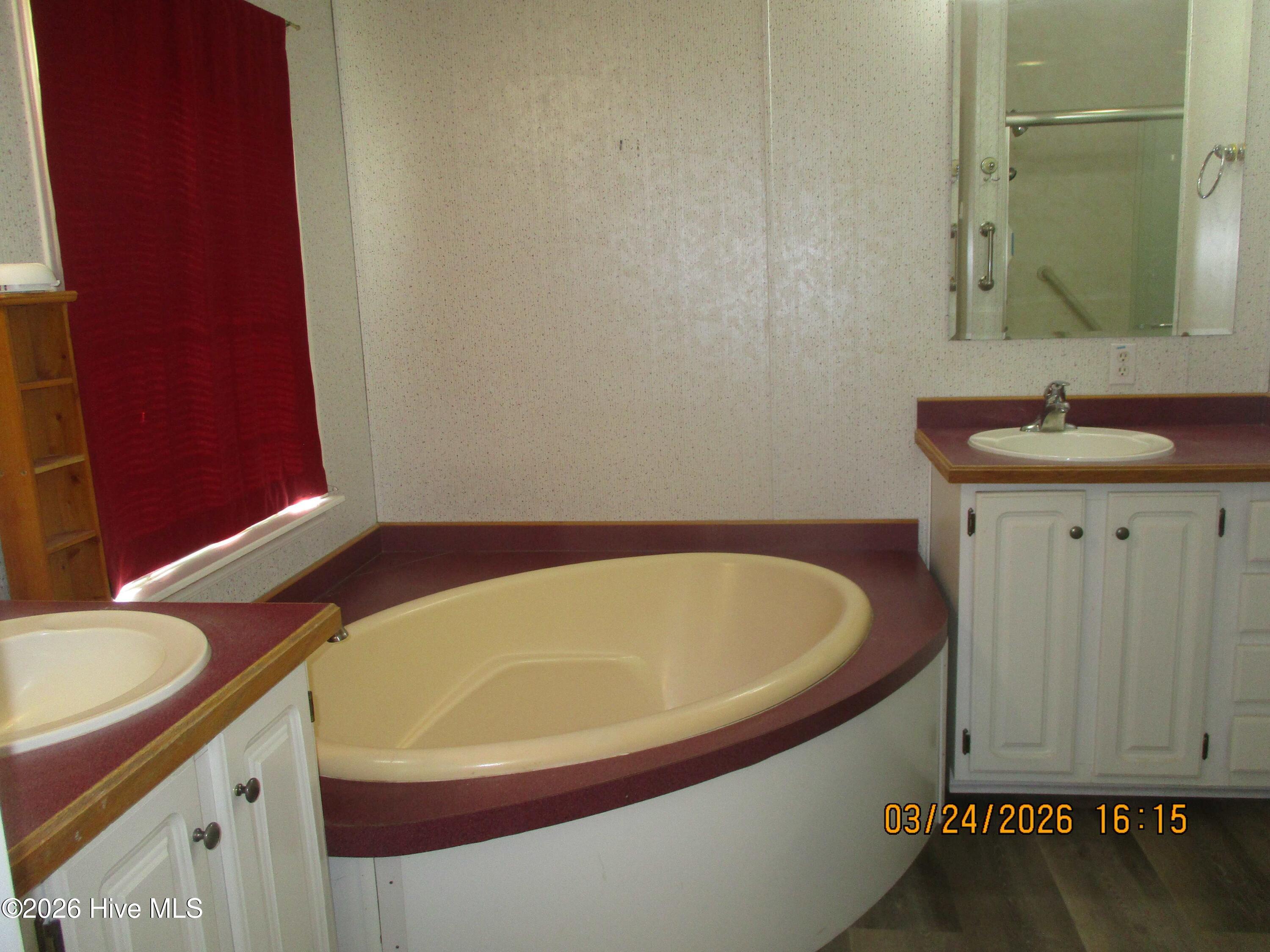 4021 Arch Finch Road Wilson, NC 27893 - Photo 12 of 18 Master bath