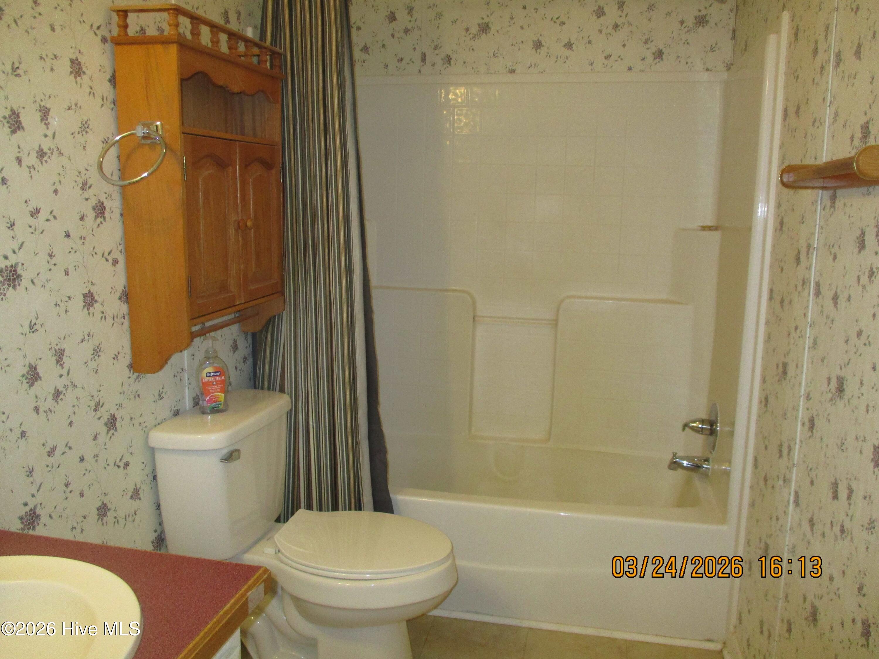 4021 Arch Finch Road Wilson, NC 27893 - Photo 4 of 18 Bath