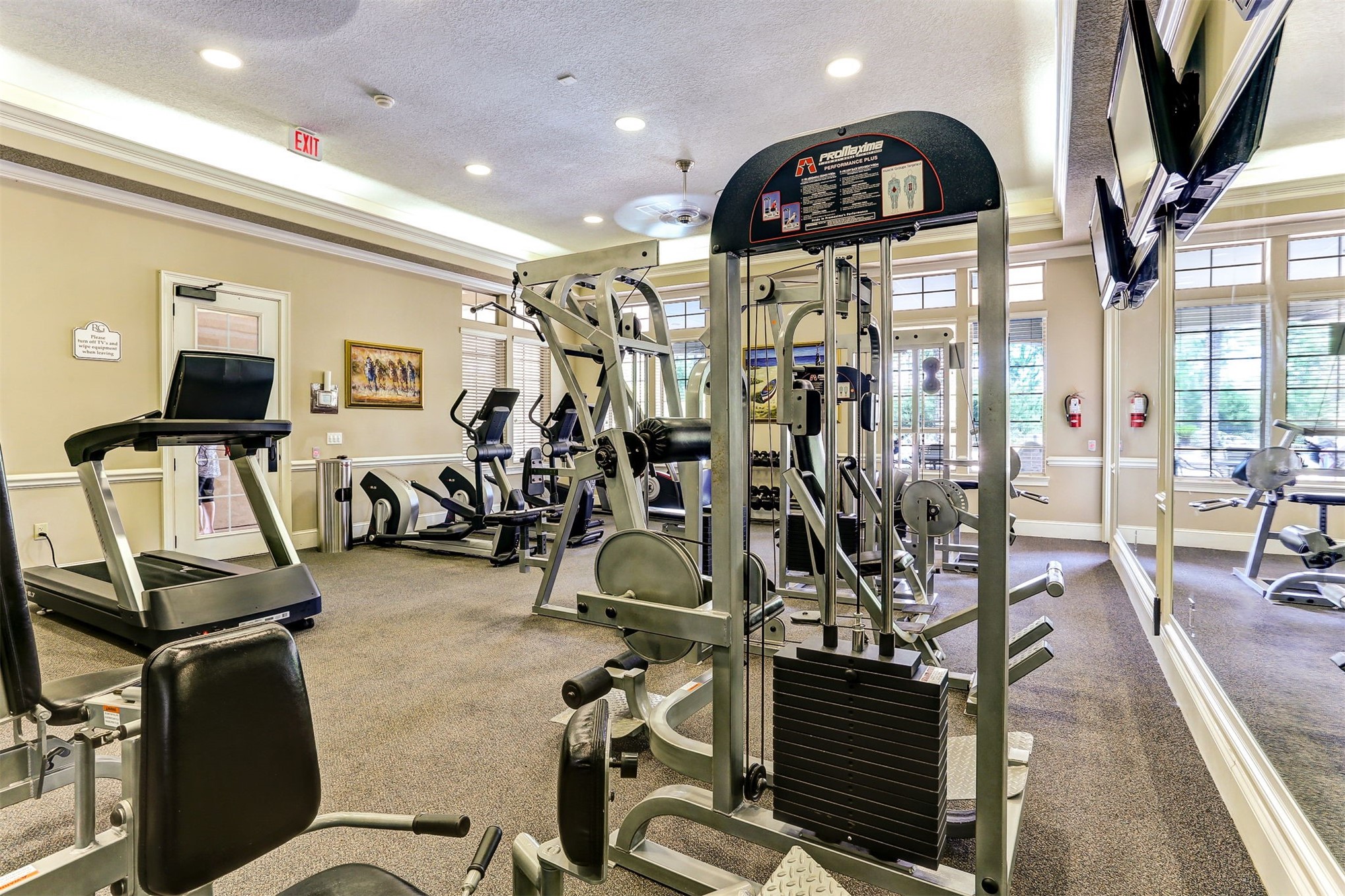 65860 Edgewater Drive Yulee, FL 32097 - Photo 8 of 39 a view of a room with gym equipment