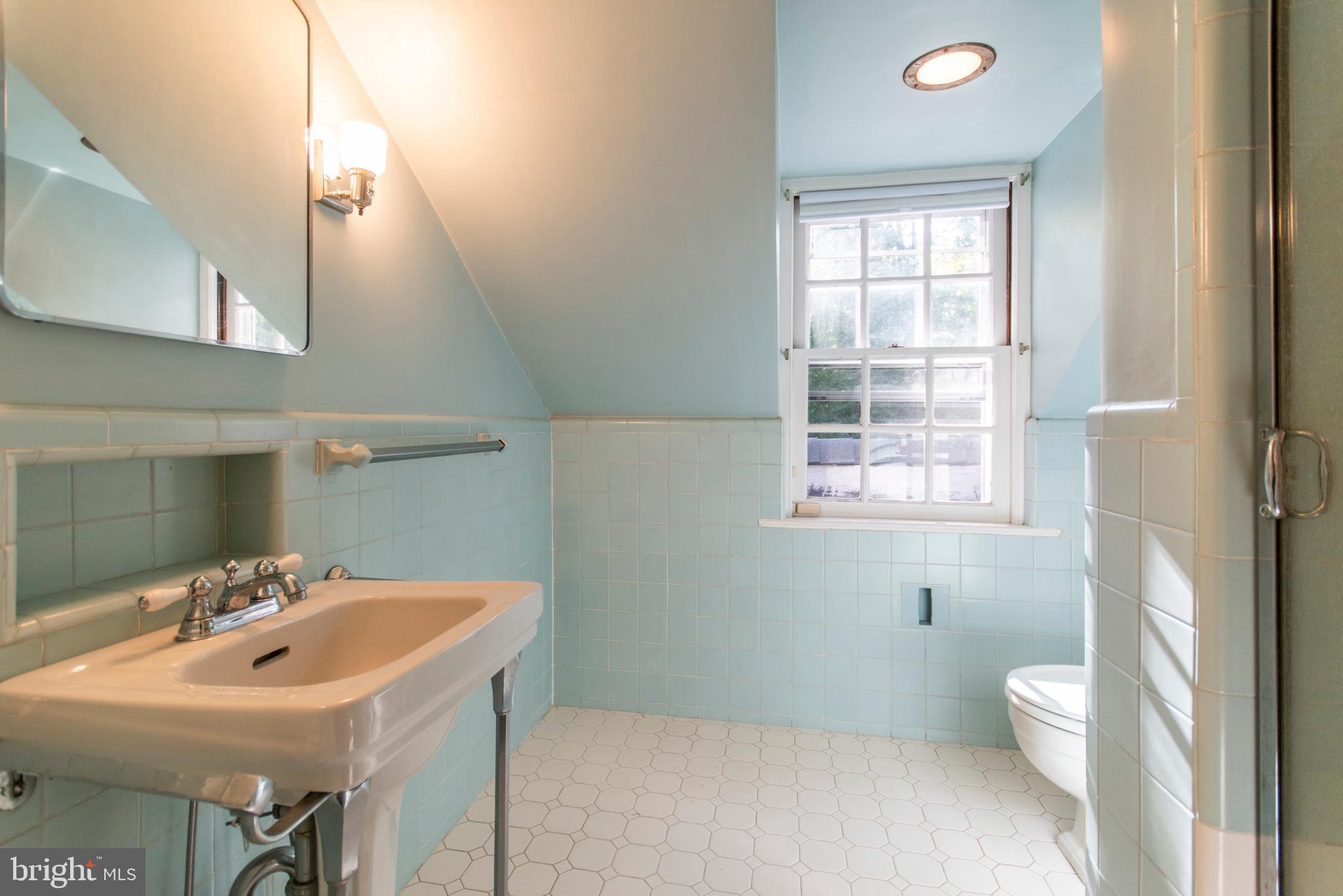 320 Woods Road Glenside, PA 19038 - Photo 34 of 39 Gallery Image 34