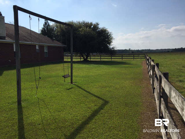 28661 Three Mile Road Elberta, AL 36530 - Photo 9 of 30
