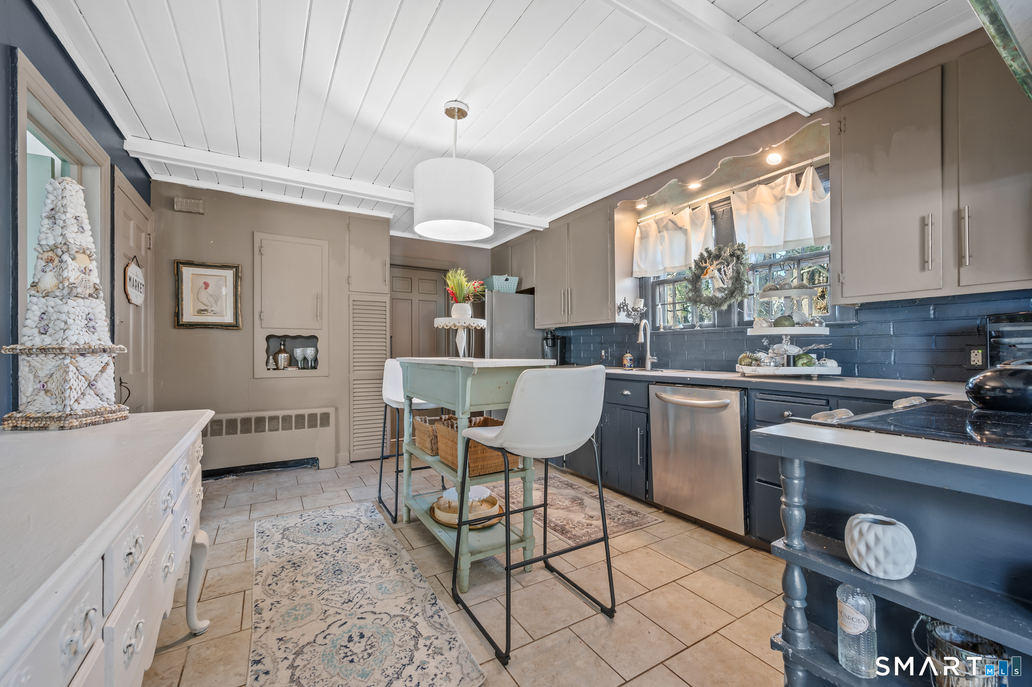 50 Cedar Street Middletown, CT 06457 - Photo 7 of 34