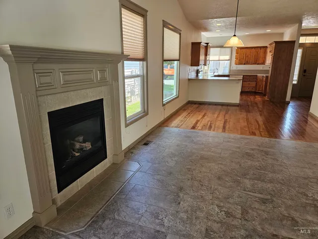 $419,900 | 336 South Golden Eagle Lane, Eagle, ID 83616