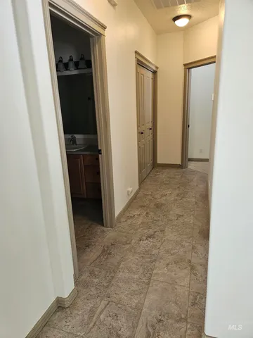 $419,900 | 336 South Golden Eagle Lane, Eagle, ID 83616