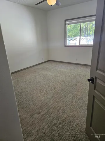 $419,900 | 336 South Golden Eagle Lane, Eagle, ID 83616