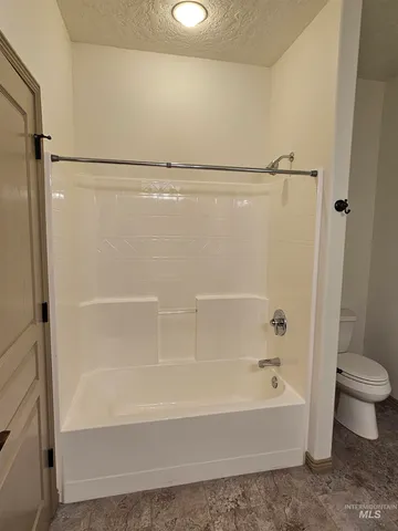 $419,900 | 336 South Golden Eagle Lane, Eagle, ID 83616