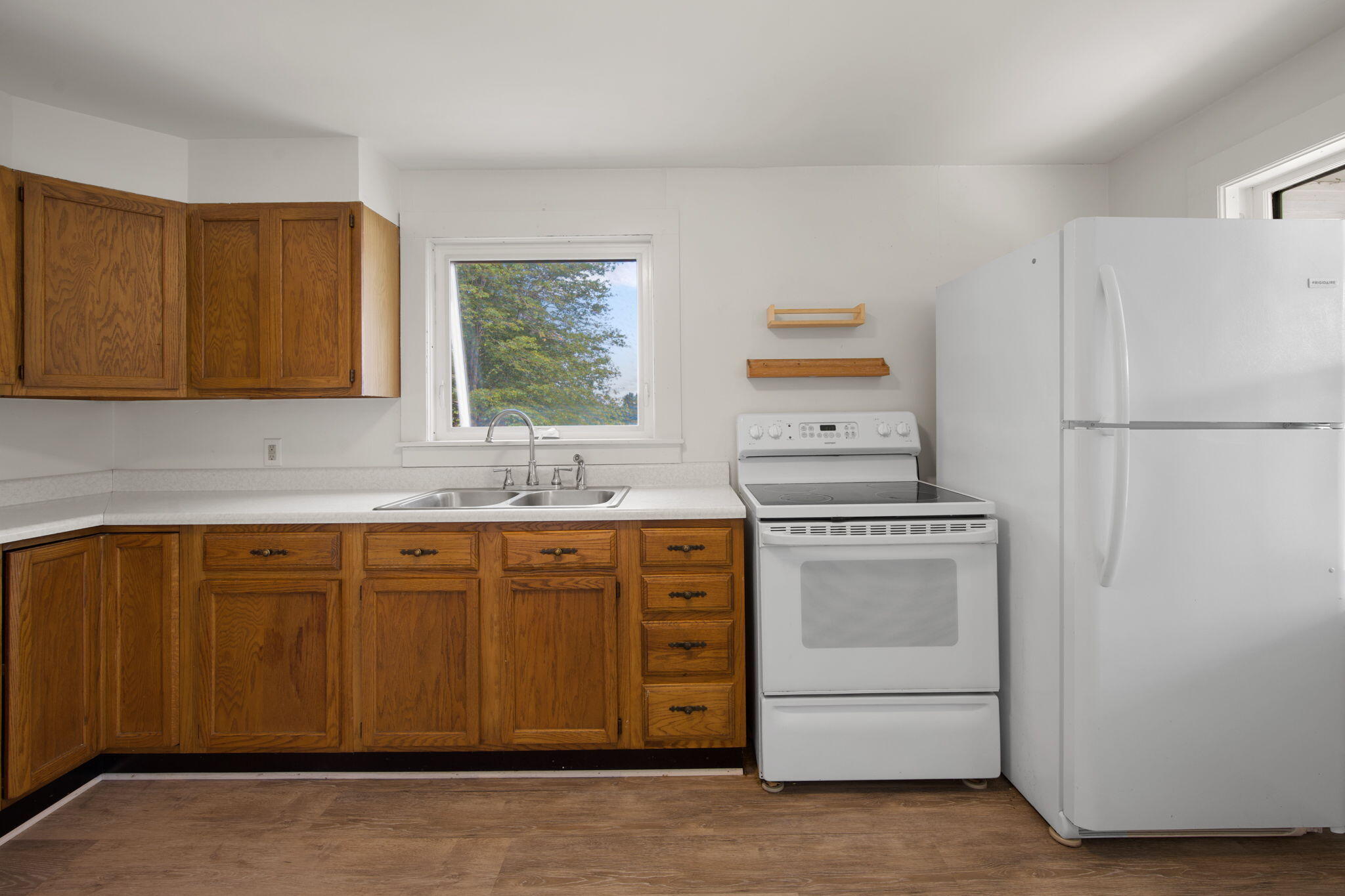 110 Lebanon Road Winterport, ME 04496 - Photo 12 of 37 Kitchen