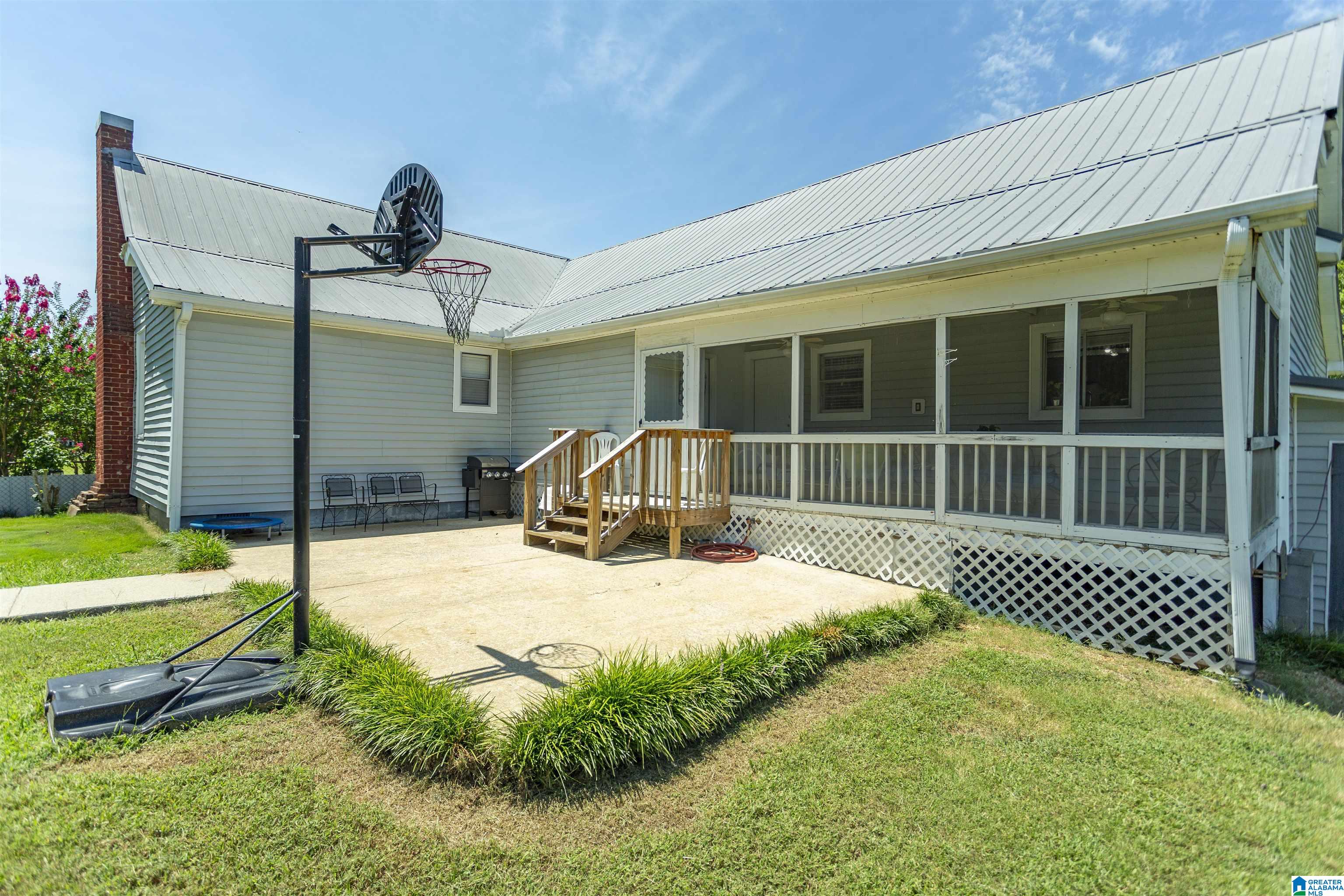 939 Buddy Vines Camp Road Bessemer, AL 35023 - Photo 17 of 79