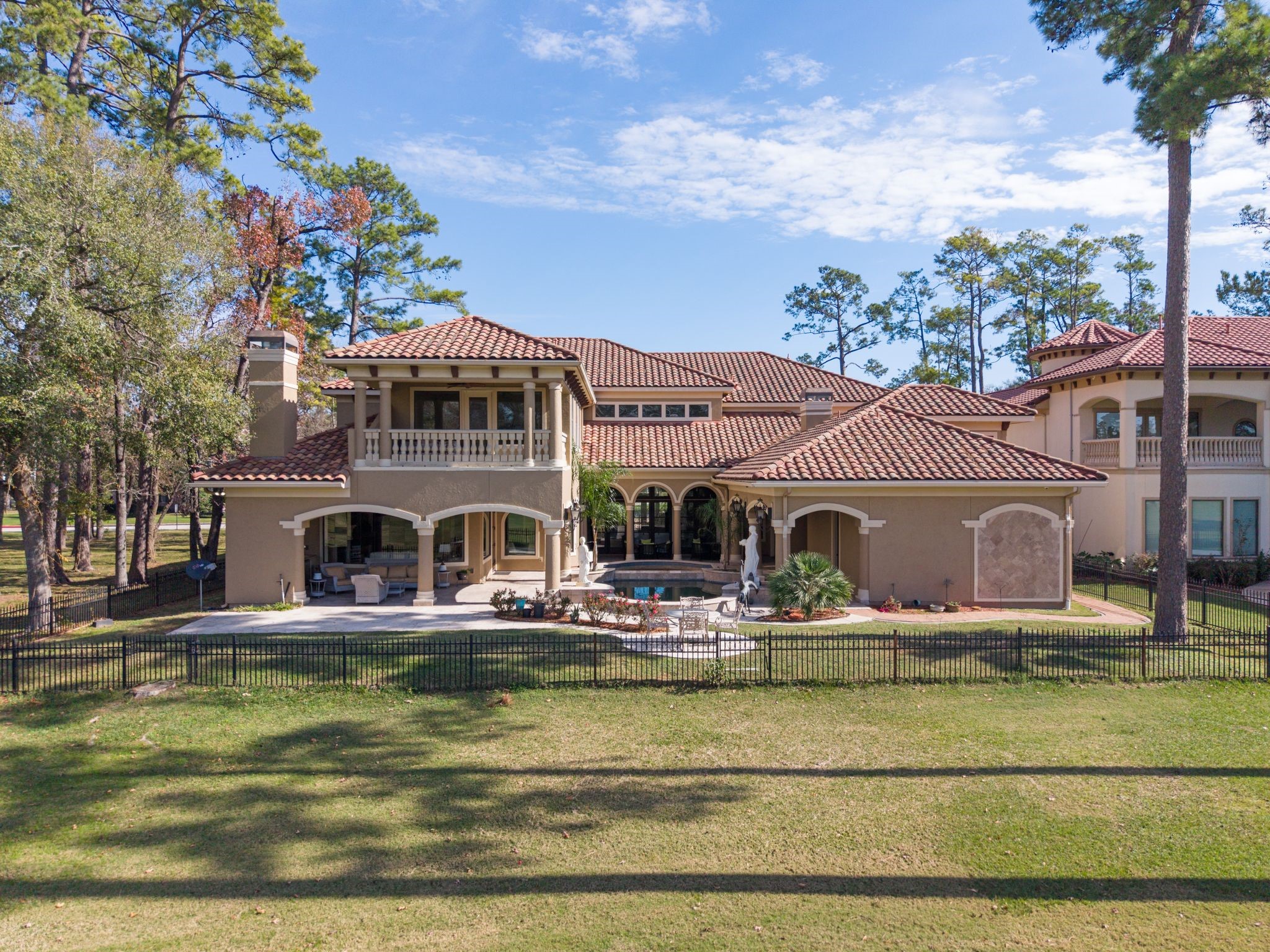 16502 Glorietta Turn Houston, TX 77068 - Photo 49 of 50 Pool, spa, balcony, veranda all overlooking golf course