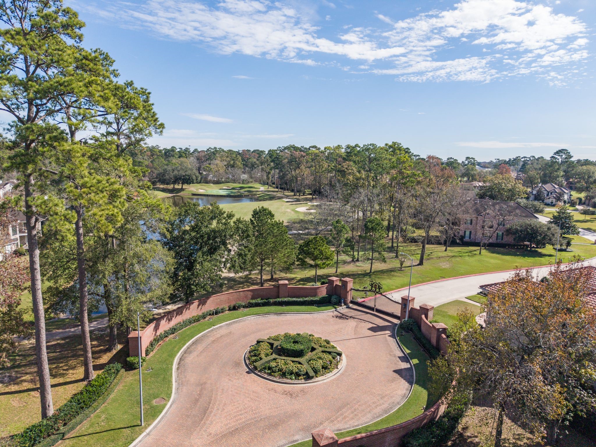 16502 Glorietta Turn Houston, TX 77068 - Photo 5 of 50 Gated entrance