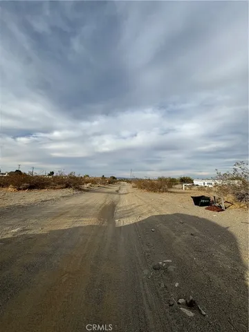 $65,000 | 13575 Hacienda Road, Phelan, CA 92371