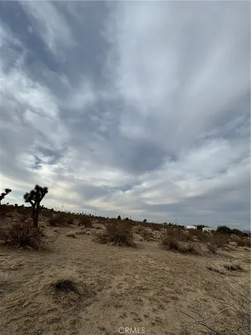 $65,000 | 13575 Hacienda Road, Phelan, CA 92371