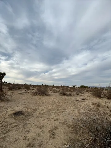 $65,000 | 13575 Hacienda Road, Phelan, CA 92371