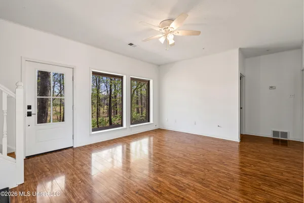 $475,000 | 8730 College Road, Olive Branch, MS 38654