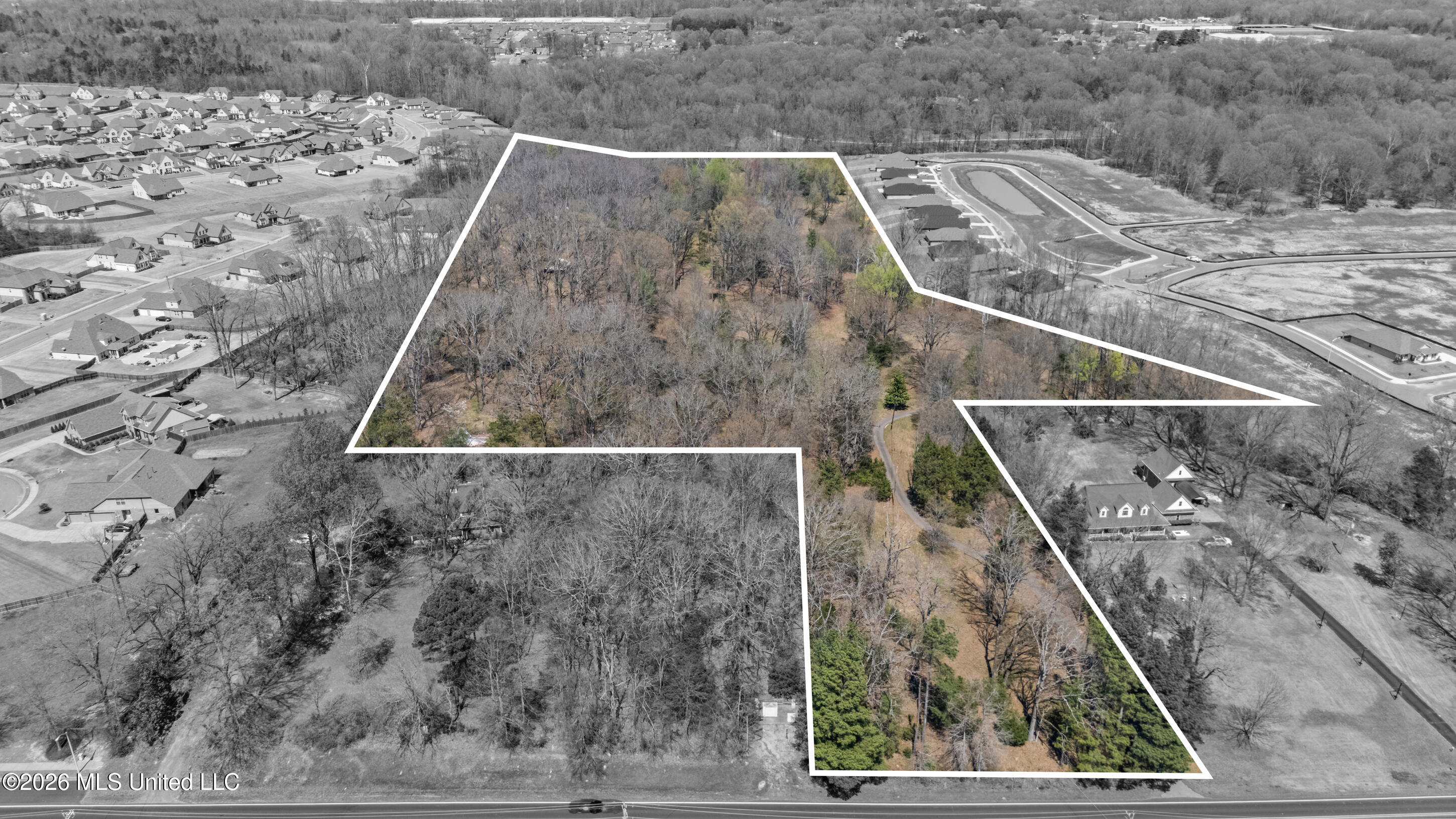 8730 College Road Olive Branch, MS 38654 - Photo 2 of 37 28_property lines