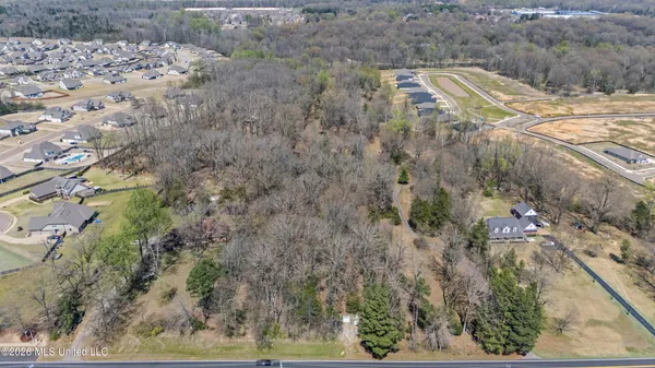 $475,000 | 8730 College Road, Olive Branch, MS 38654