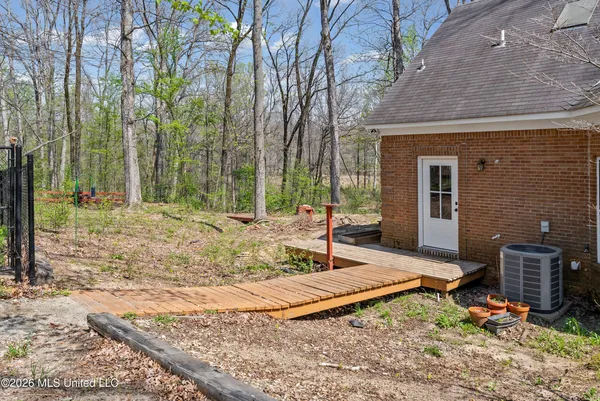 $475,000 | 8730 College Road, Olive Branch, MS 38654