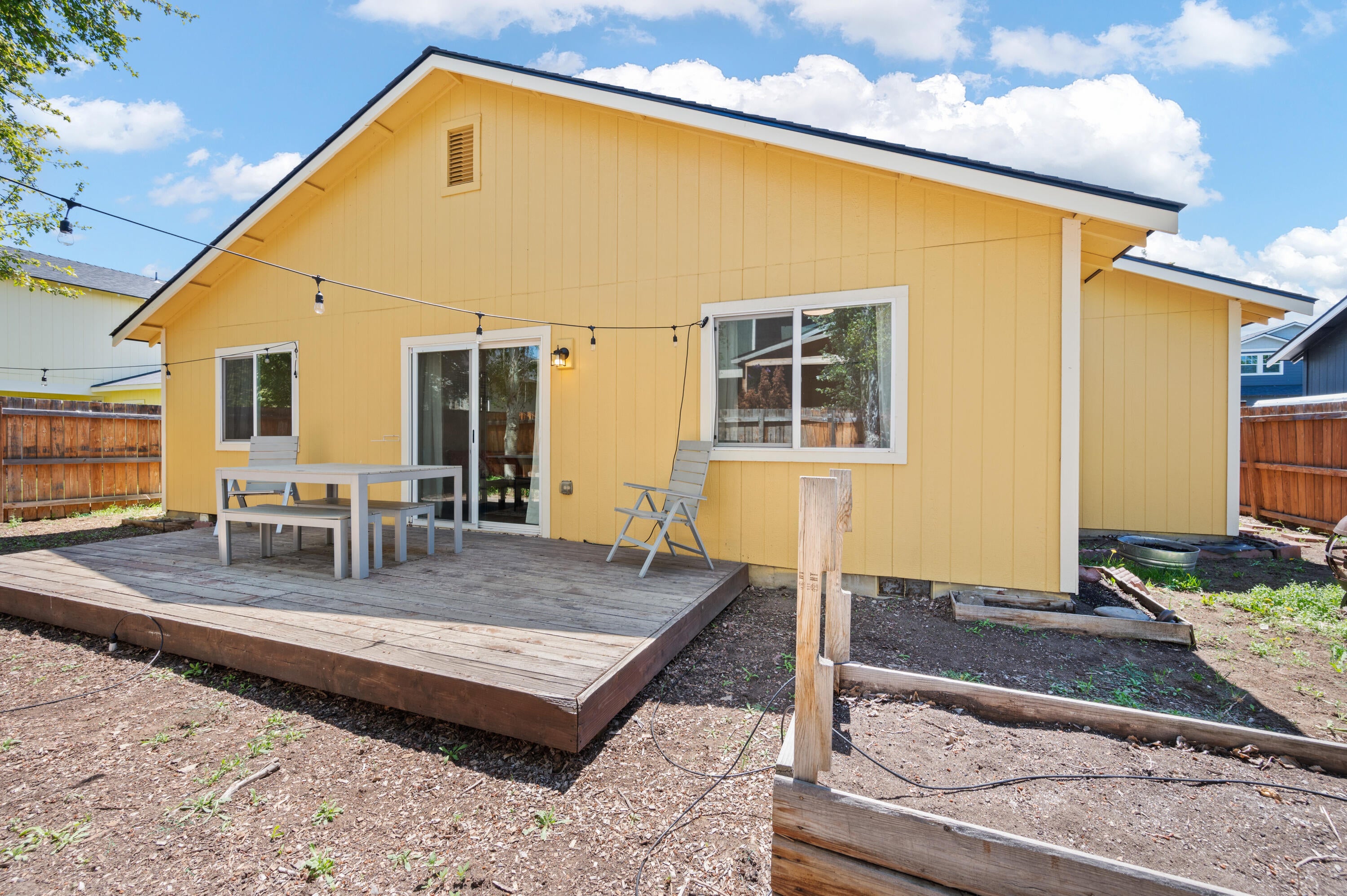 3120 Northeast Wells Acres Road Bend, OR 97701 - Photo 20 of 25 Back deck